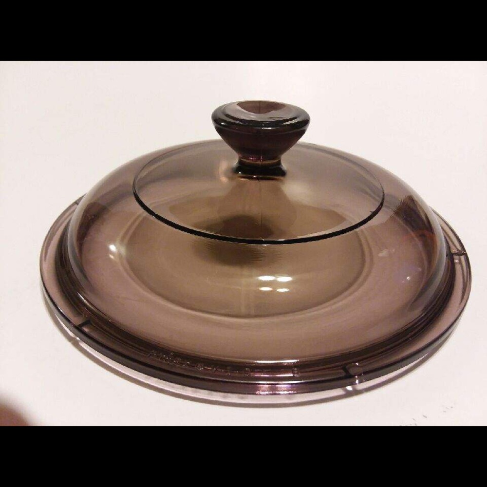 Pyrex Lid Brown - Picture 2 of 4